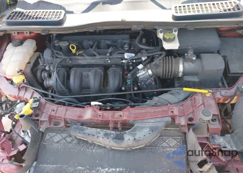 2014 Ford Escape S z USA, uszkodzony, nr VIN 1FMCU0F71EUE47292